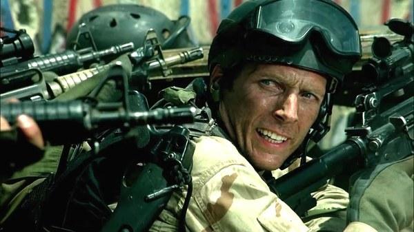william-fichtner-in-black-hawk-down-2001.jpg