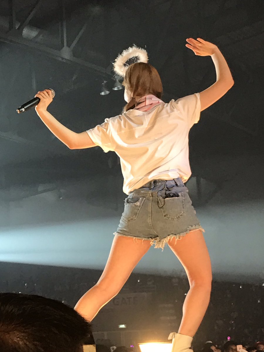 twice-20170409-075608-000.jpg