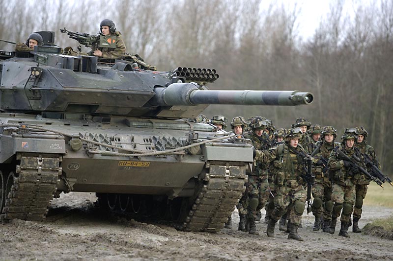 Leopard 2 A6 (Nederland)_003.jpg
